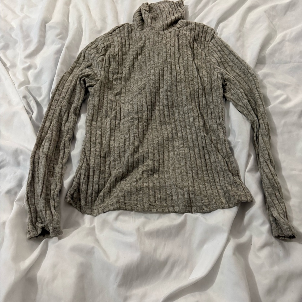 SHEIN turtleneck size L nwt